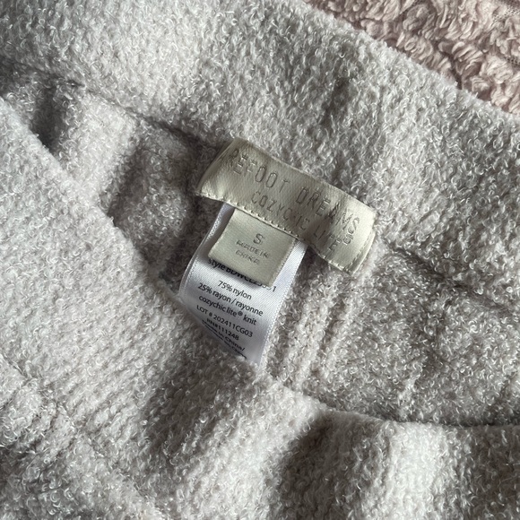 Barefoot Dreams CozyChic Lite Two-Piece Lounge Set Sand Dune/Juniper - Picture 12 of 12